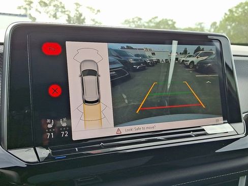 New 2026 Volkswagen Atlas Cross Sport SEL R-Line image 12