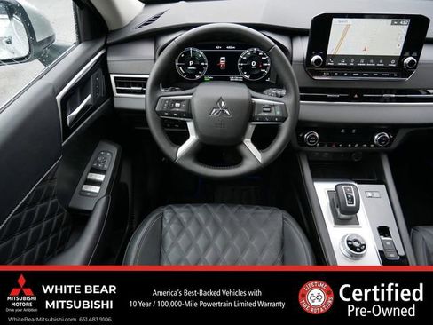 Used 2025 Mitsubishi Outlander SEL AWD/4WD image 12