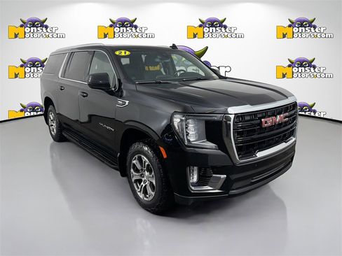 Used 2021 GMC Yukon XL SLE image 3