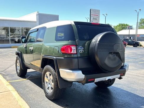 Used 2010 Toyota FJ Cruiser 4WD image 7