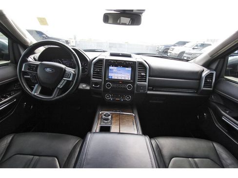 Used 2019 Ford Expedition Max Platinum RWD image 9