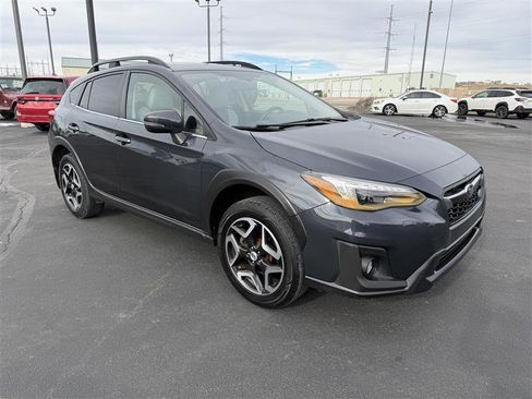 Used 2018 Subaru Crosstrek 2.0i Limited image 2