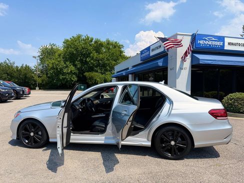 Used 2015 Mercedes-Benz E 350 4MATIC Sedan w/ Premium 1 Package image 14