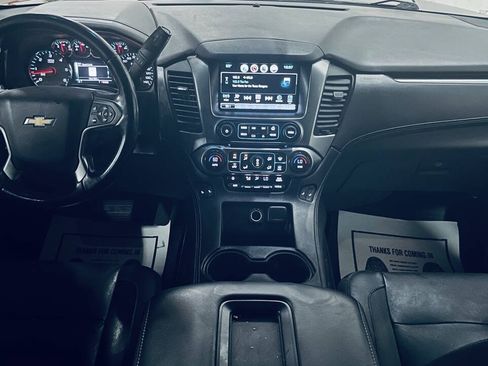 Used 2018 Chevrolet Suburban LT AWD/4WD image 25