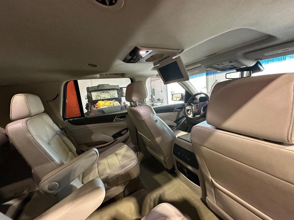 Used 2018 GMC Yukon Denali w/ Denali Ultimate Package AWD/4WD image 14