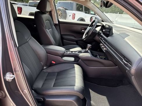 Used 2025 Honda HR-V EX-L image 26