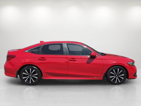 Used 2022 Honda Civic EX image 4