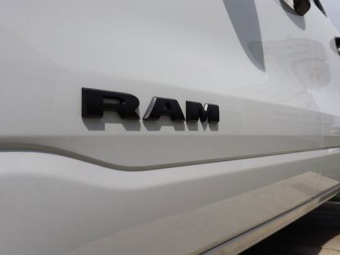Used 2023 RAM 1500 Big Horn AWD/4WD image 8