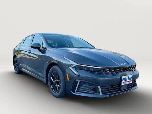 Used 2025 Kia K5 LXS FWD image 1
