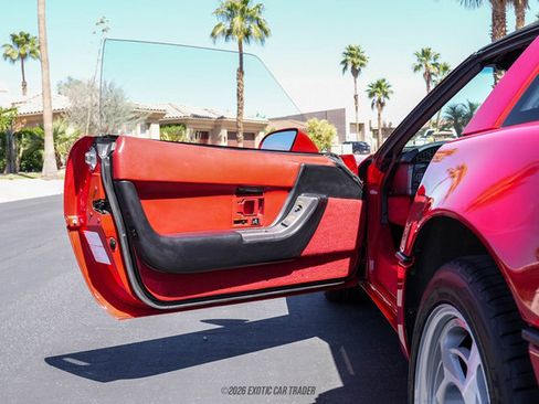 Used 1990 Chevrolet Corvette ZR-1 RWD image 27