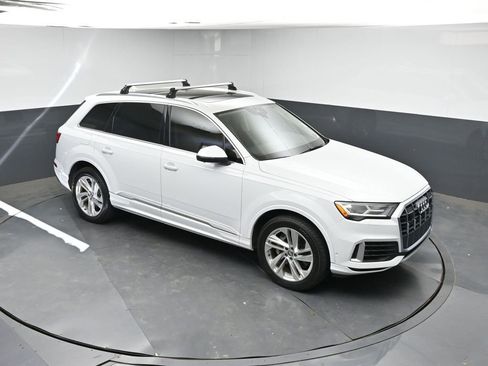 Used 2020 Audi Q7 3.0T Premium Plus image 23