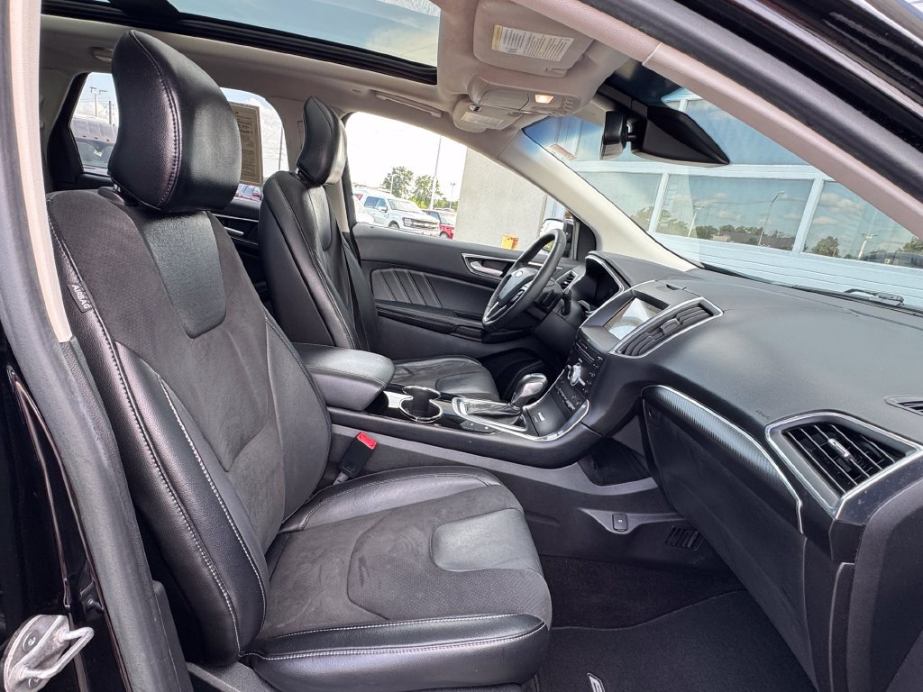 Used 2017 Ford Edge Sport w/ Equipment Group 401A AWD/4WD image 29