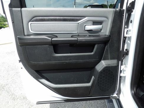 Used 2021 RAM 2500 Big Horn AWD/4WD image 29