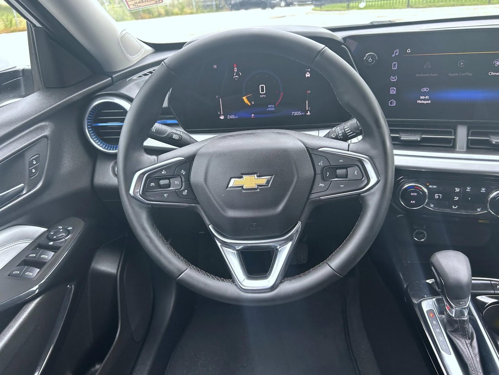 Certified 2024 Chevrolet Trax LT w/ Driver Confidence Package FWD image 12