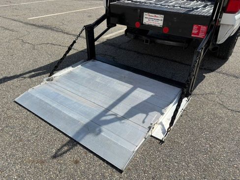 Used 2016 Ford F250 XL w/ Power Equipment Group image 26