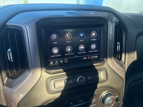 Used 2021 Chevrolet Silverado 1500 Custom AWD/4WD image 17