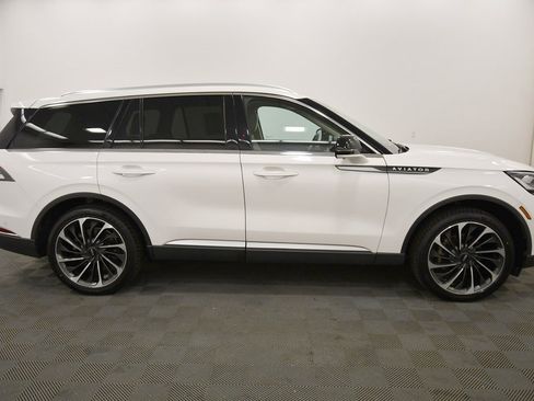 Used 2022 Lincoln Aviator Reserve w/ Equipment Group 201A image 9