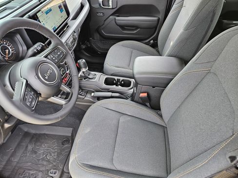 New 2026 Jeep Gladiator Willys image 17