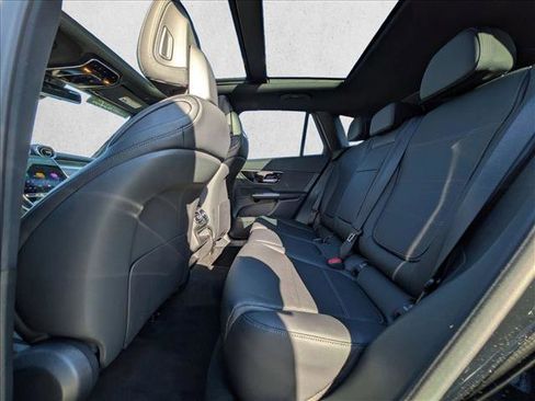 Used 2026 Mercedes-Benz GLC 300 4MATIC image 18