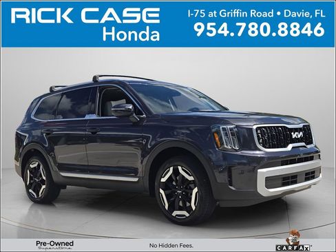 Used 2025 Kia Telluride EX w/ EX Captain's Chair Package FWD image 1