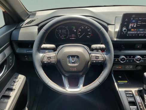 Used 2025 Honda CR-V Sport-L image 13