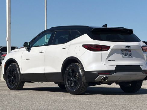 Used 2023 Chevrolet Blazer LT w/ Midnight/Sport Edition FWD image 6