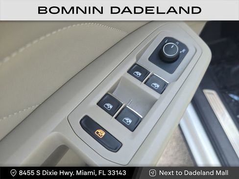 Used 2021 Volkswagen Atlas SEL R-Line image 20