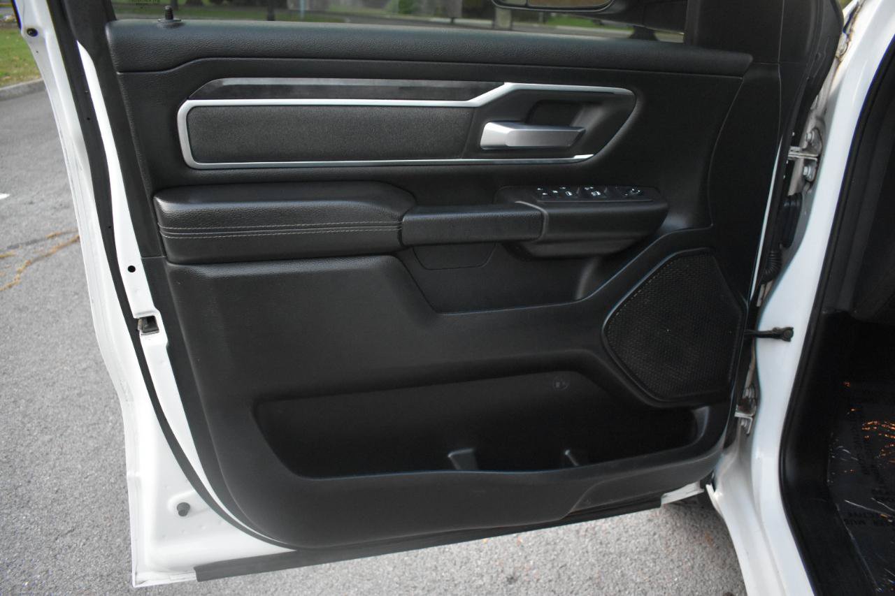 Used 2019 RAM 1500 Big Horn AWD/4WD image 16