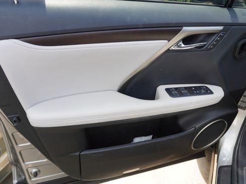 Certified 2022 Lexus RX 350 FWD w/ Premium Package image 13