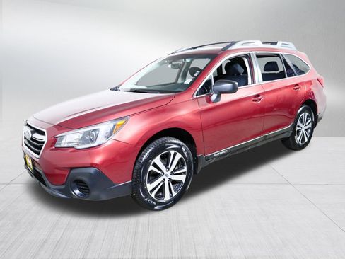 Used 2019 Subaru Outback 2.5i w/ Popular Package #1 AWD/4WD image 3