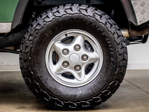 Used 1994 Land Rover Defender 90 AWD/4WD image 39