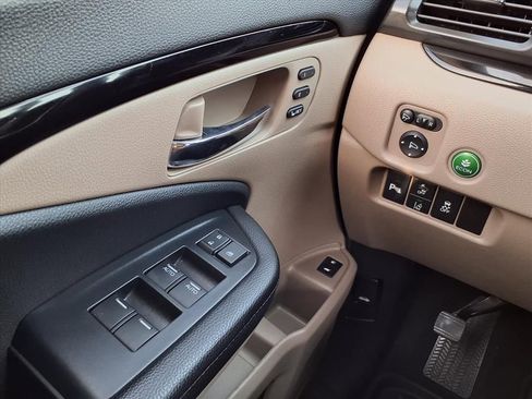 Used 2021 Honda Pilot Elite image 22