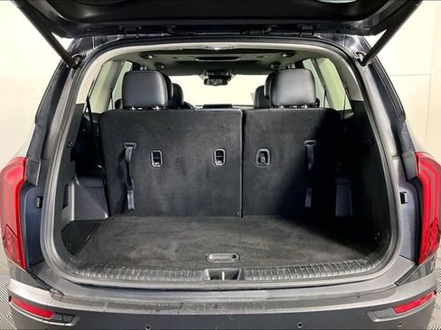 Used 2021 Kia Telluride EX w/ EX Premium Package FWD image 30