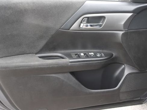 Used 2013 Honda Accord LX image 9