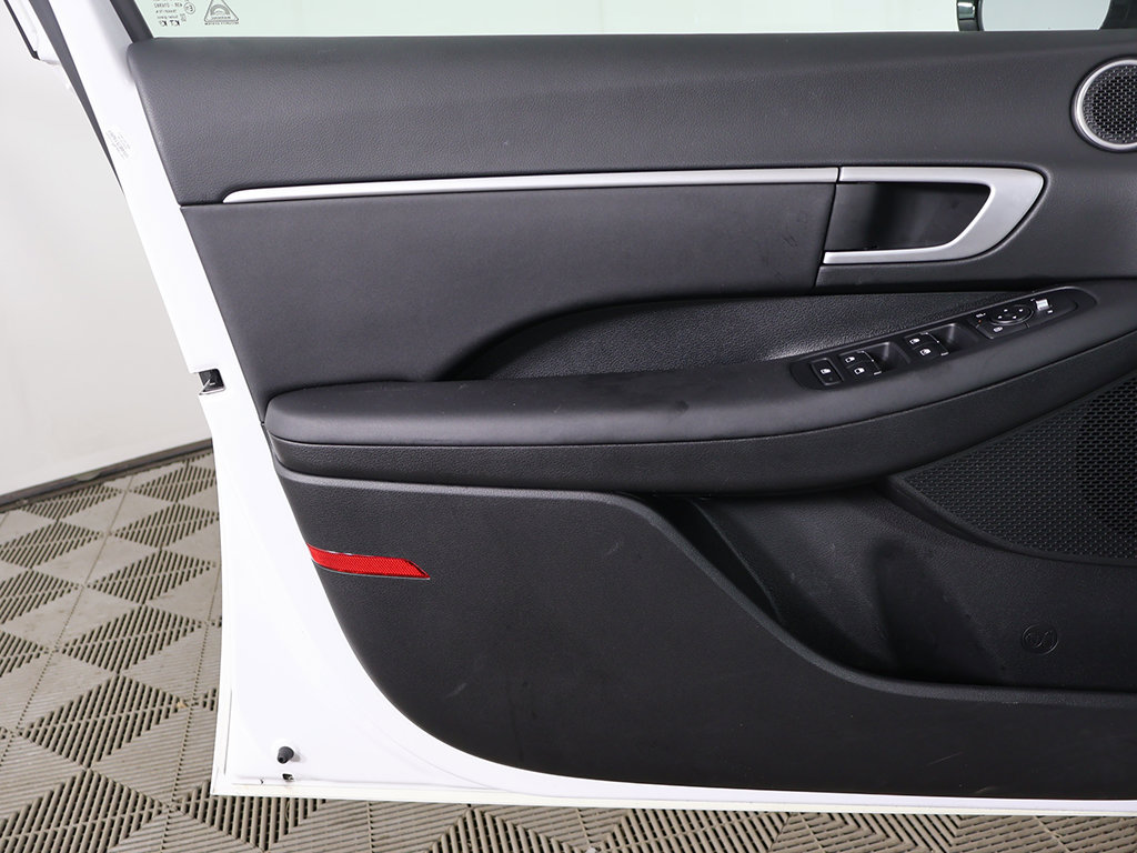 Certified 2026 Hyundai Sonata SEL AWD/4WD image 19