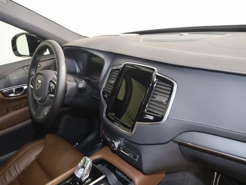 Used 2023 Volvo XC90 T8 Ultimate w/ Protection Package Premier image 43