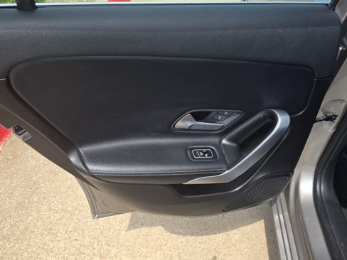 Used 2019 Mercedes-Benz A 220 w/ Premium Package image 8