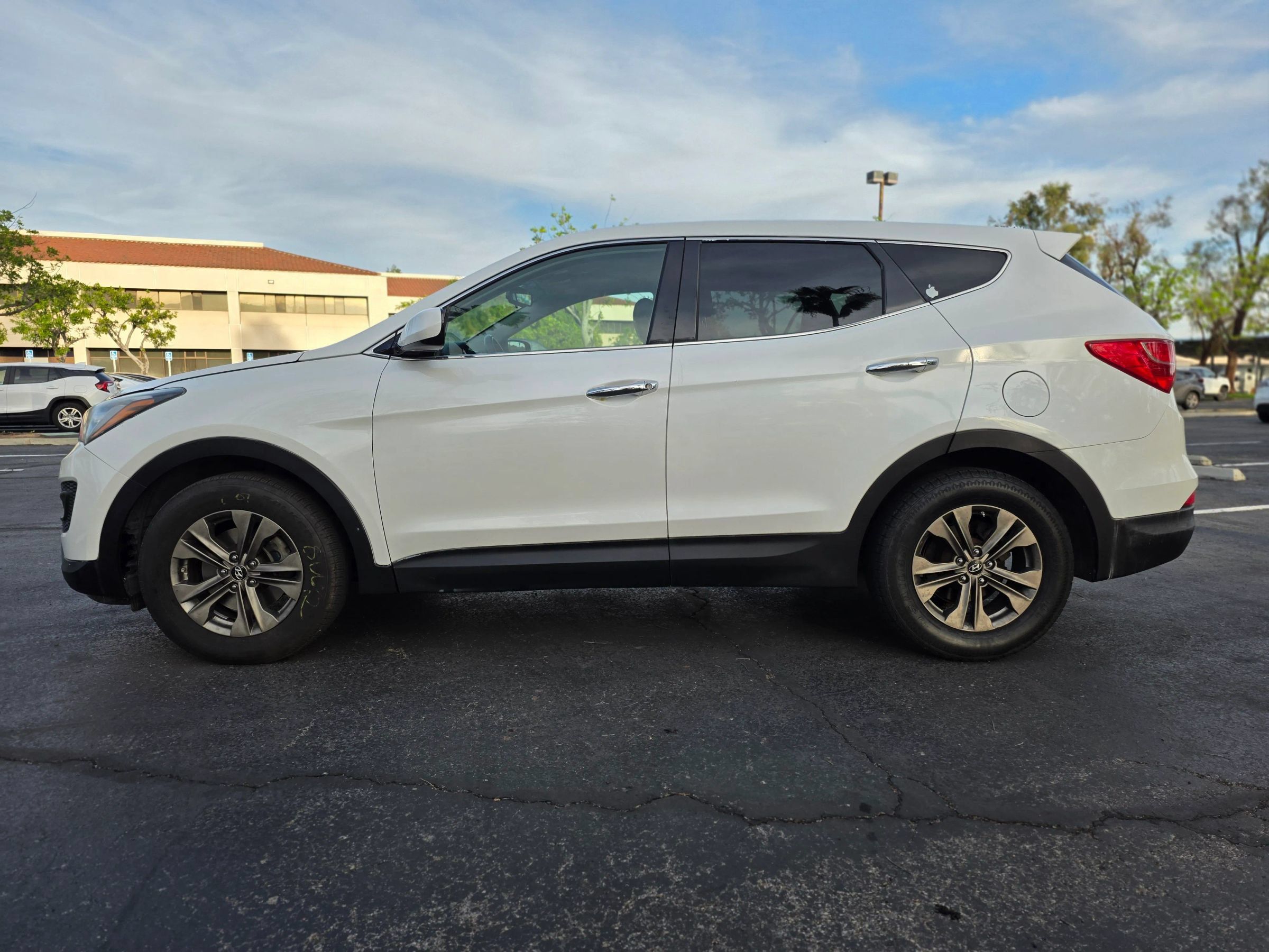 Used 2014 Hyundai Santa Fe Sport AWD/4WD image 8