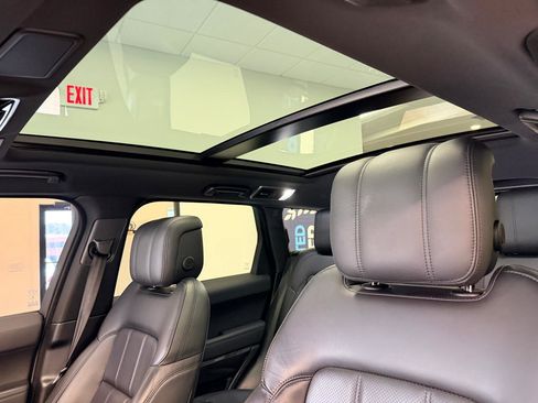 Used 2021 Land Rover Range Rover Sport HSE Silver Edition image 19