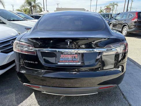 Used 2016 Tesla Model S 70D image 4