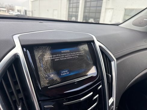 Used 2015 Cadillac SRX Luxury w/ Driver Awareness Package image 14