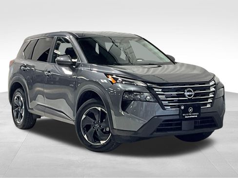 Used 2025 Nissan Rogue SV AWD/4WD image 1