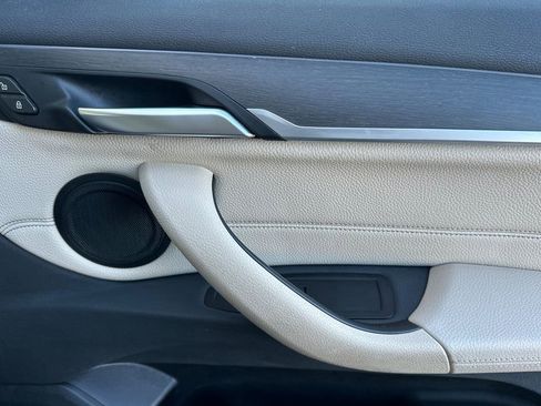 Used 2018 BMW X1 xDrive28i w/ Premium Package image 19