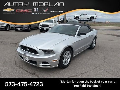 Used 2013 Ford Mustang Convertible image 1