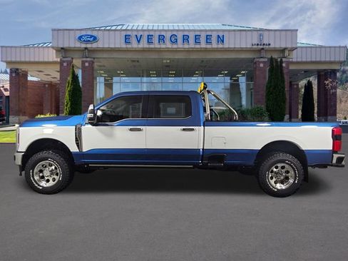 New 2025 Ford F350 Lariat w/ Lariat Ultimate Package image 4
