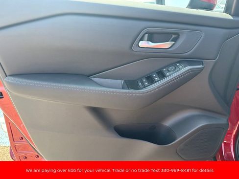 New 2026 Nissan Rogue SV AWD/4WD image 10