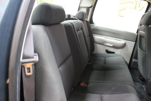 Used 2013 Chevrolet Silverado 3500 W/T AWD/4WD image 9
