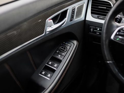 Used 2019 Genesis G80 3.3T Sport AWD/4WD image 28