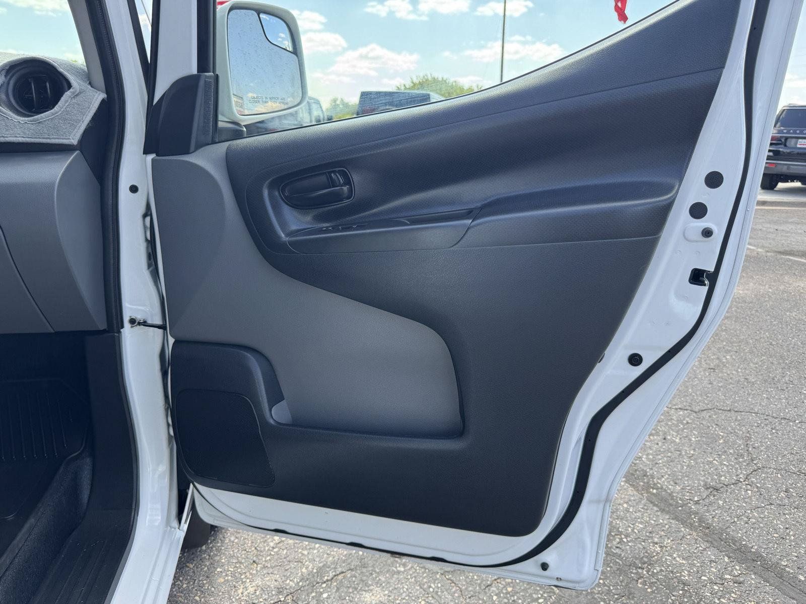 Used 2021 Nissan NV200 SV w/ Back Door Glass Package FWD image 25