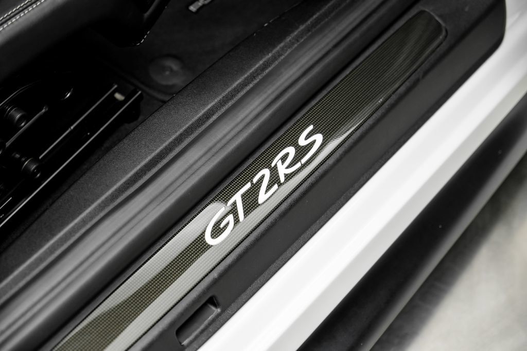 Used 2018 Porsche 911 GT2 RS RWD image 45